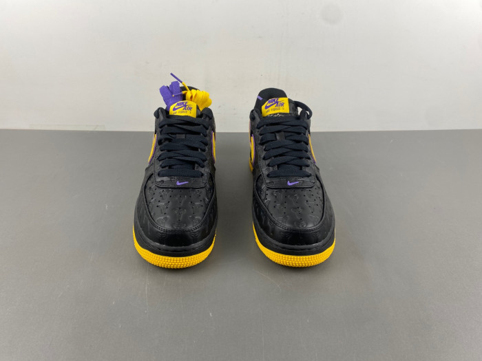 Kobe x Nike Air Force 1 Low   HV5122-001