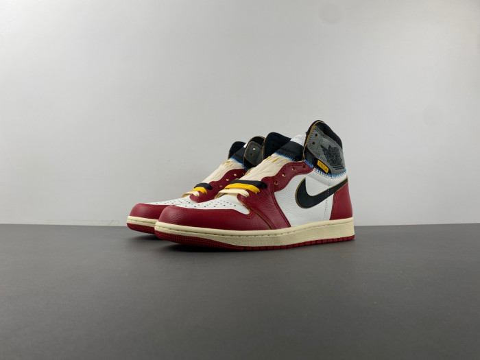 Air Jordan 1 High OG “Chicago” x Union LA      HV8563-600