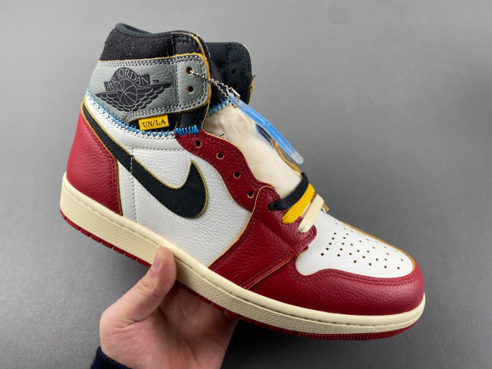 Air Jordan 1 High OG “Chicago” x Union LA      HV8563-600