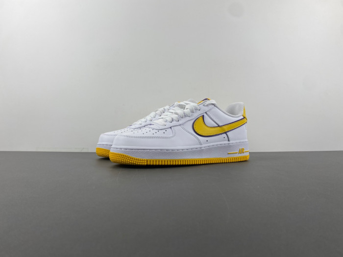 Kobe Bryant x Nike Air Force 1 Low   FZ1151-100