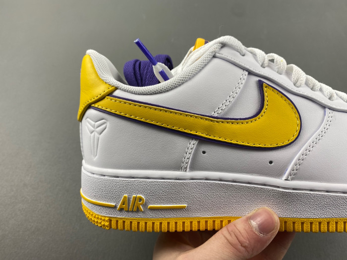 Kobe Bryant x Nike Air Force 1 Low   FZ1151-100