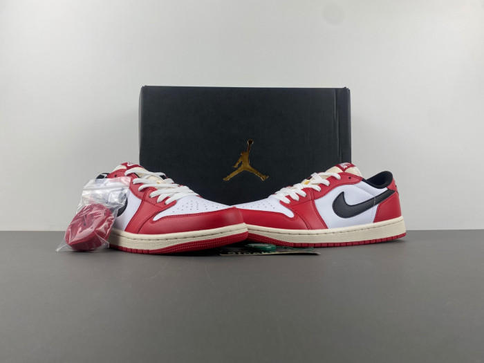 Air Jordan 1 Low OG “Chicago”   HQ6998-600