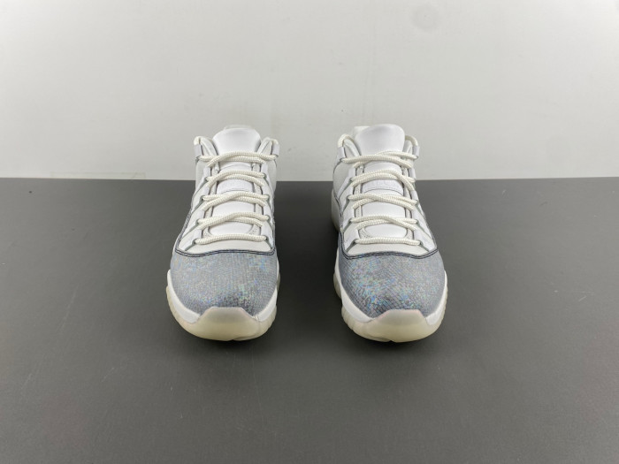 Air Jordan 11 Low 2025 “Snake”    HQ7000-001