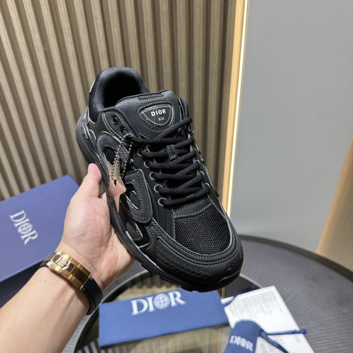 D*or b30 sneaker