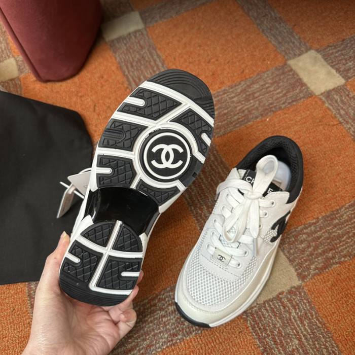CH@NEL SNEAKERS