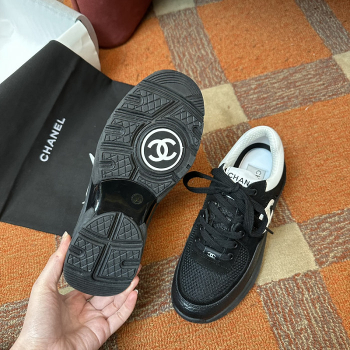 CH@NEL SNEAKERS