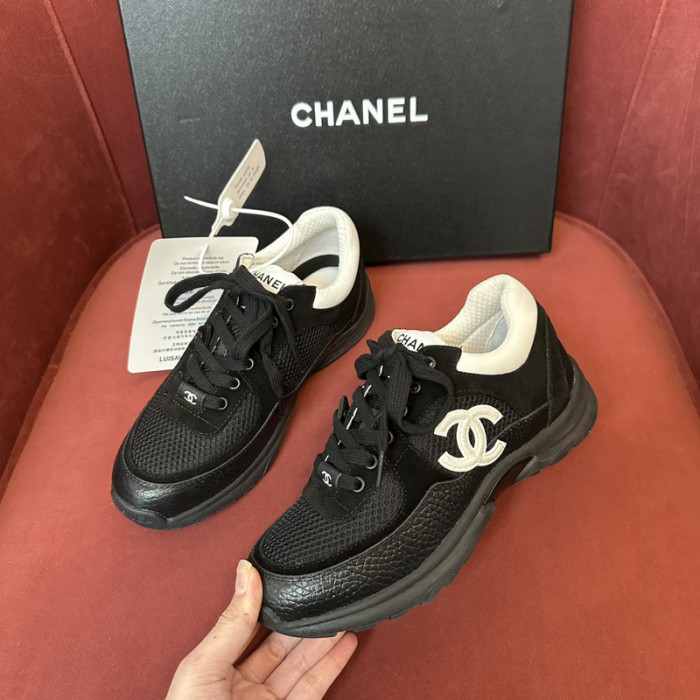 CH@NEL SNEAKERS