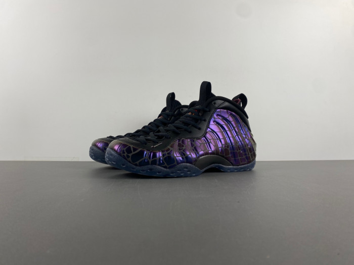 TEKKEN 8 x Nike Air Foamposite One “Kazuya Mishima”   FQ9050-400
