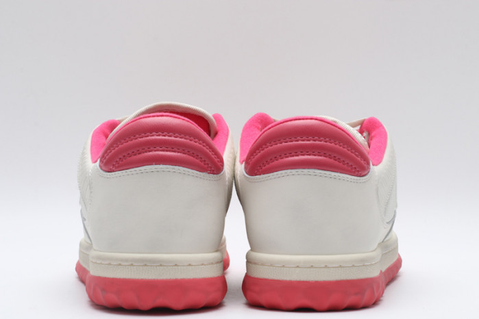 G*u*i mac80 sneaker