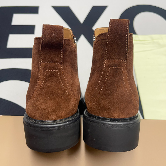 B**rry-vintage boots