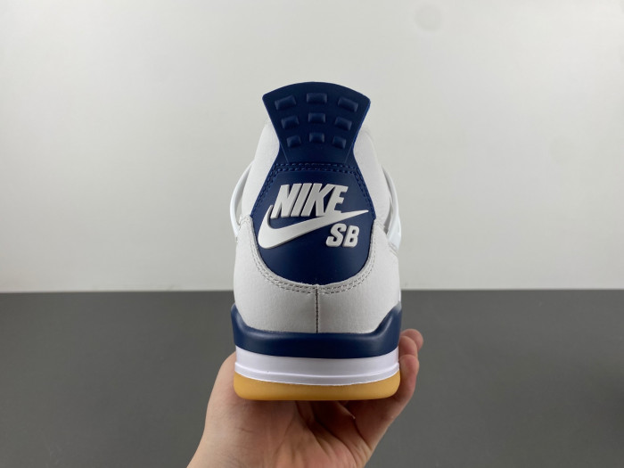 Jordan 4 Retro SB Navy  DR5415-100