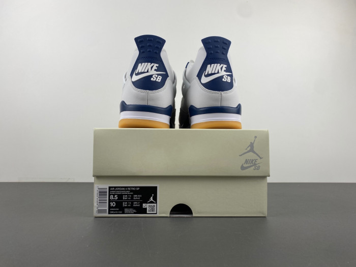 Jordan 4 Retro SB Navy  DR5415-100