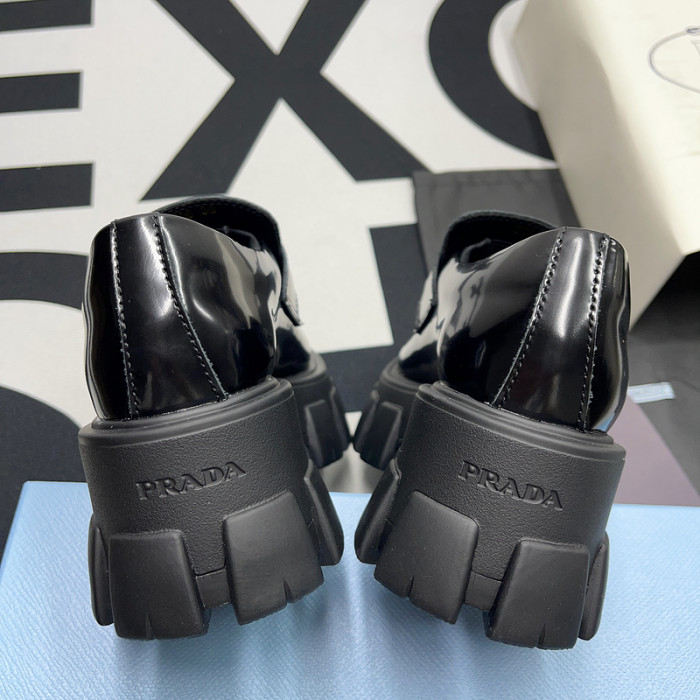 Pr0da  Loafers