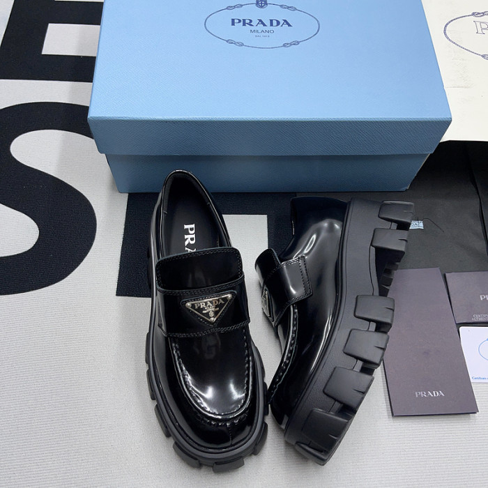 Pr0da  Loafers