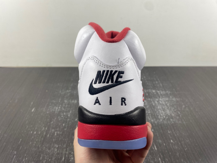 Air Jordan 5 Retro Fire Red (2024)  136027-120