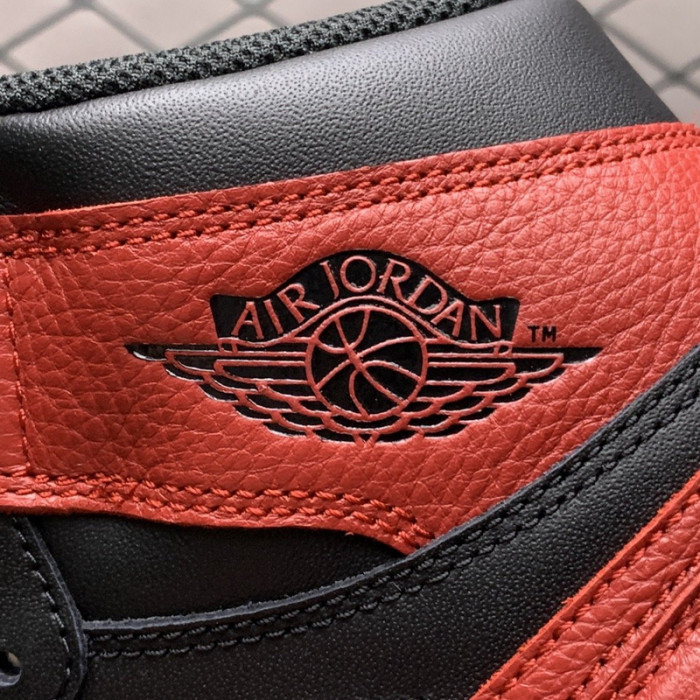 Jordan 1 Retro High 