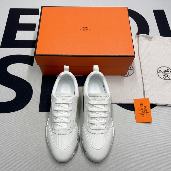 HER*MES Sneaker