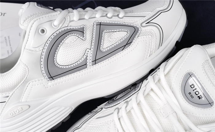 D*or b30 sneaker