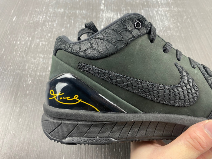 Nike Kobe 4 Protro Gift of Mamba  FQ3544-001