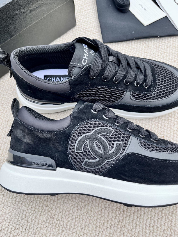 CH@NEL SNEAKERS