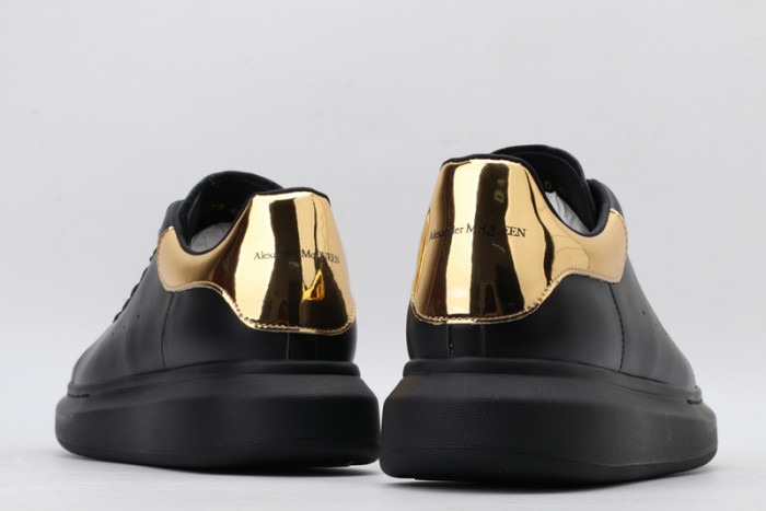 MQ Sneakers