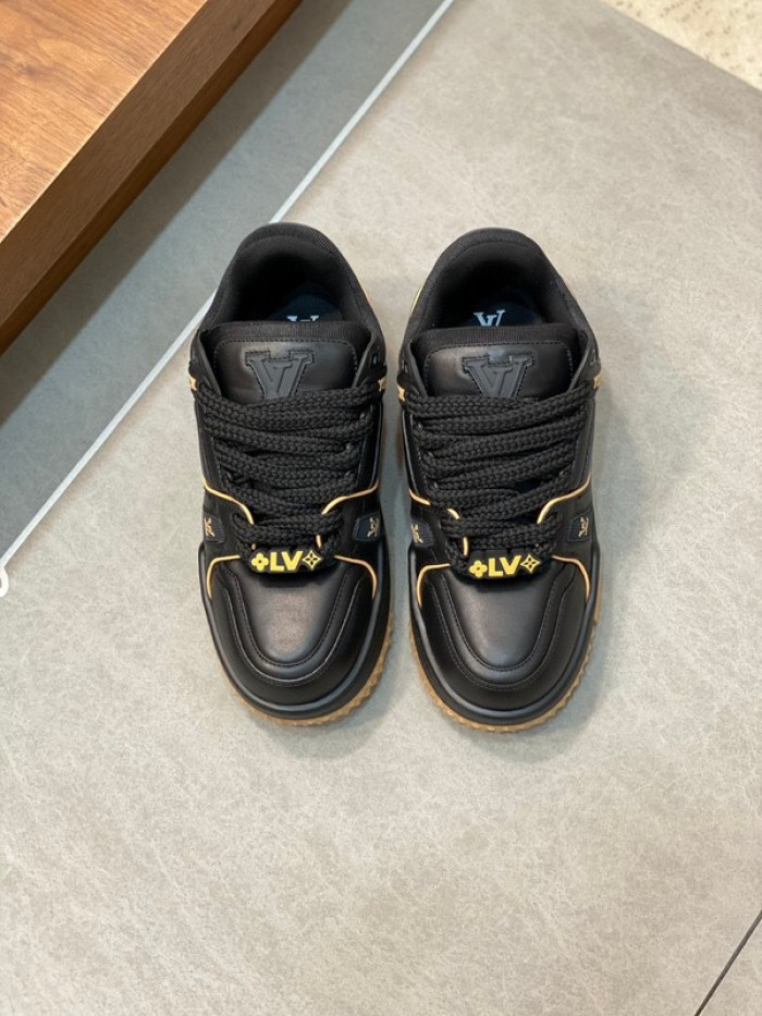 LV TRAINER MAXI