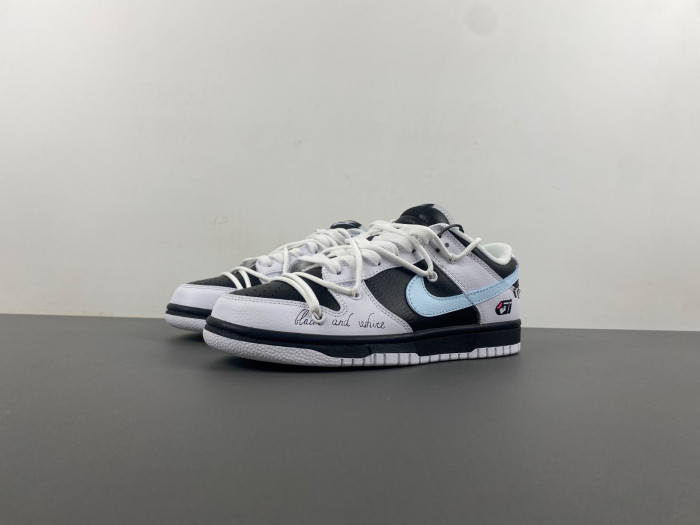 Nike Dunk Low Reverse Panda  FD9064-011