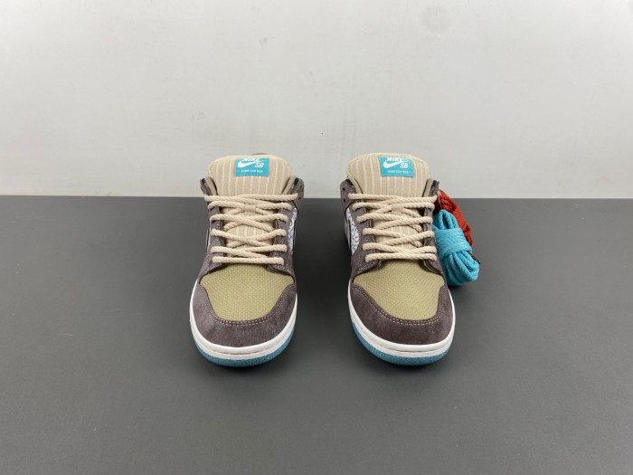 Nike SB Dunk Low Big Money Savings  FZ3129-200
