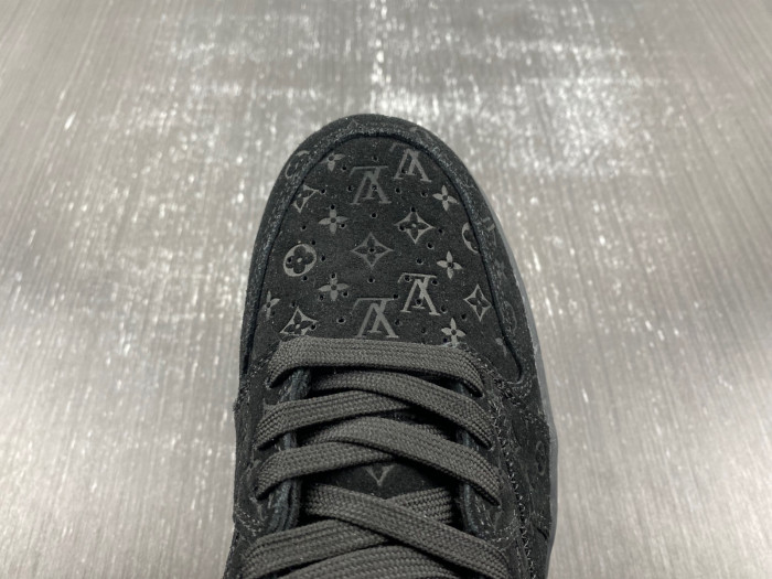 LV SNEAKER LOW