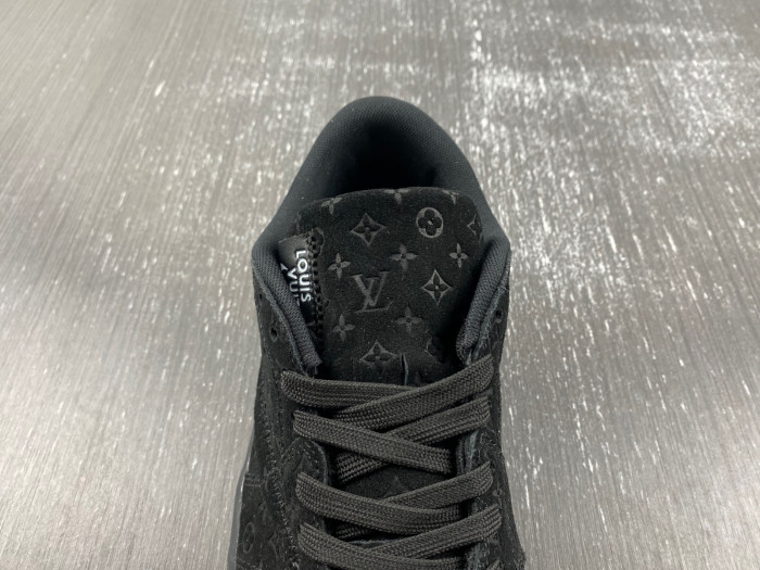 LV SNEAKER LOW
