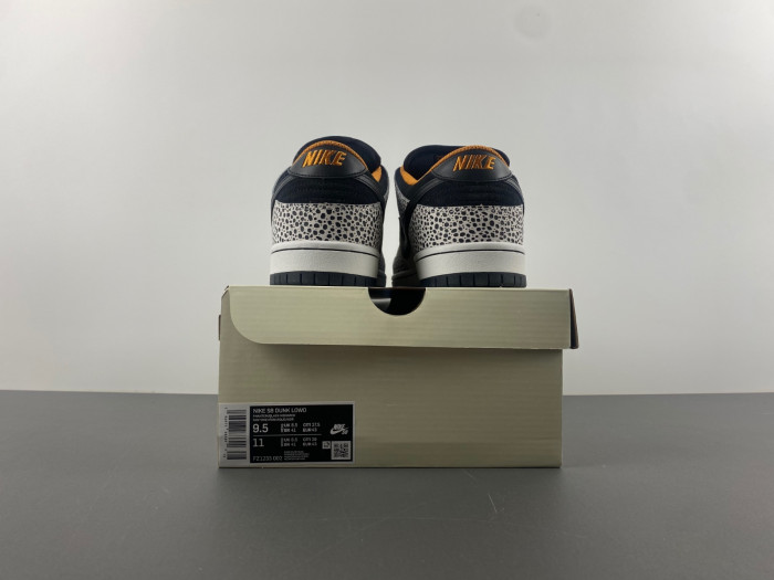 Nike SB Dunk Low Olympics Safari