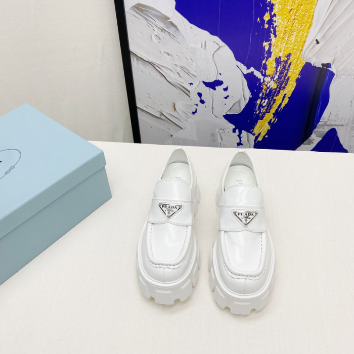 PR0DA LOAFERS