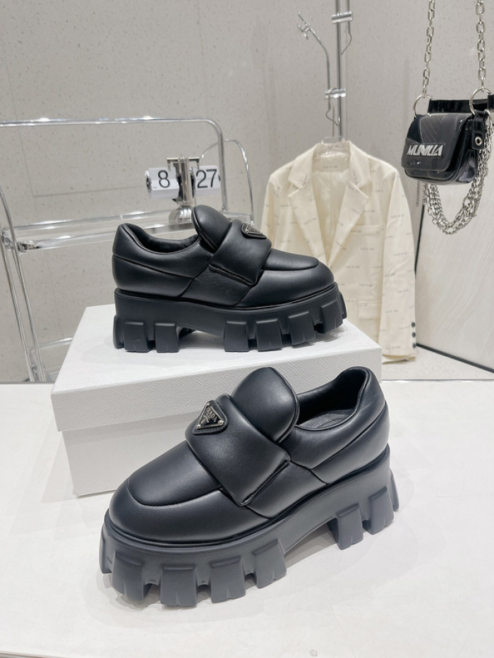 PR0DA LOAFERS