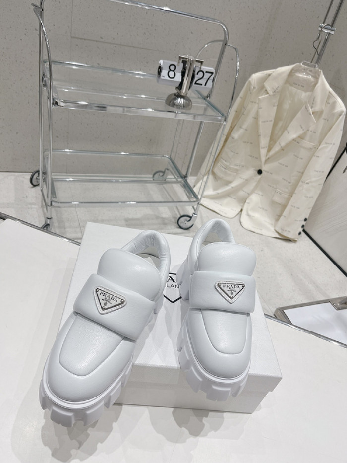 PR0DA LOAFERS