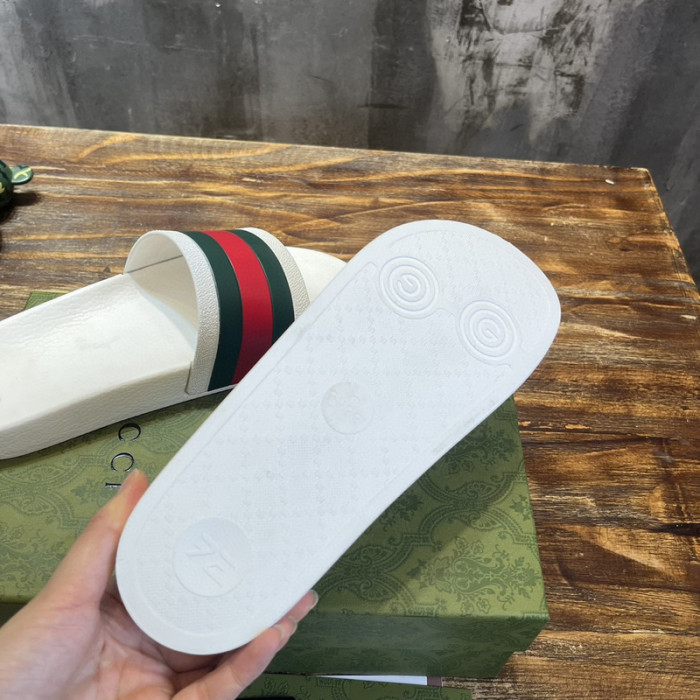 GUCC SANDALS