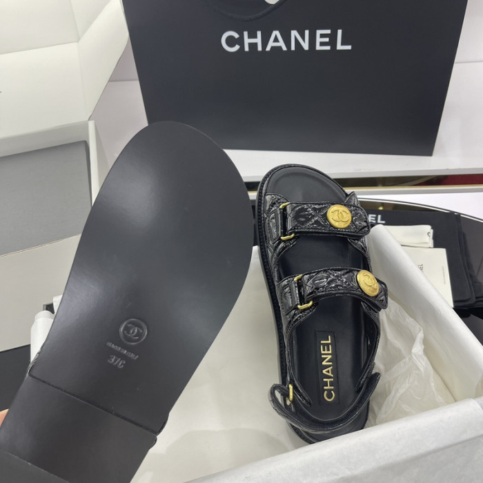Ch*el sandal