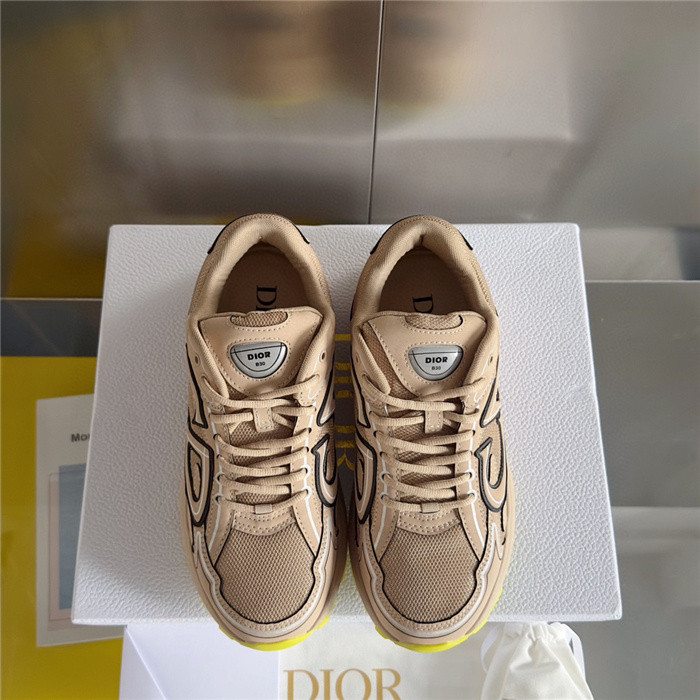 D*or b30 sneaker