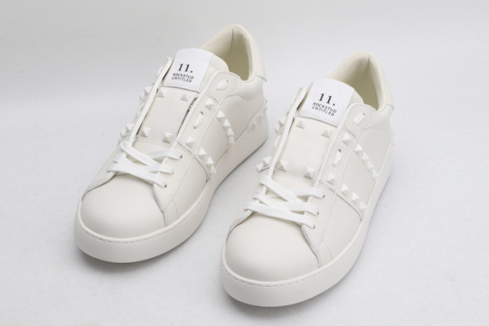 Va*lentino sneaker