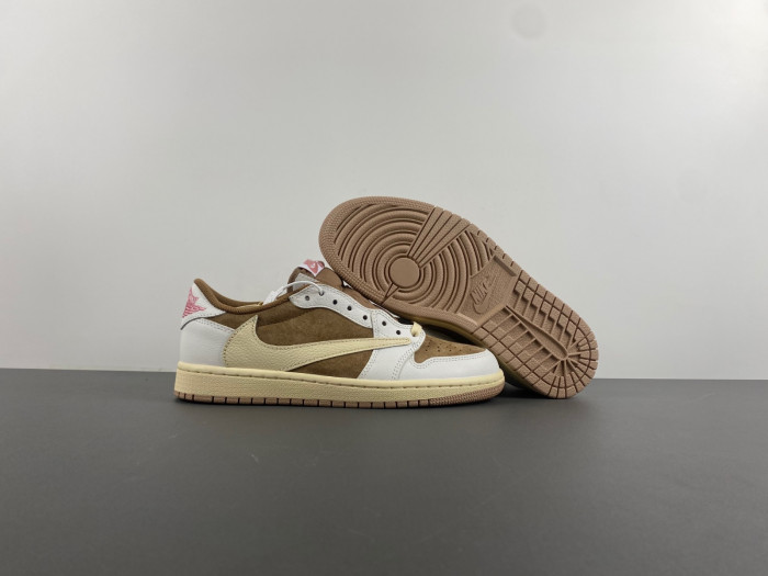 Jordan 1 Retro Low OG SP Travis Scott  DM7866-106