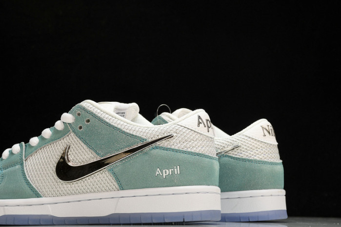 Nike SB Dunk Low April Skateboards   FD2562-400