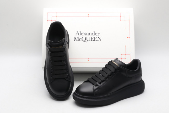 MQ Sneakers
