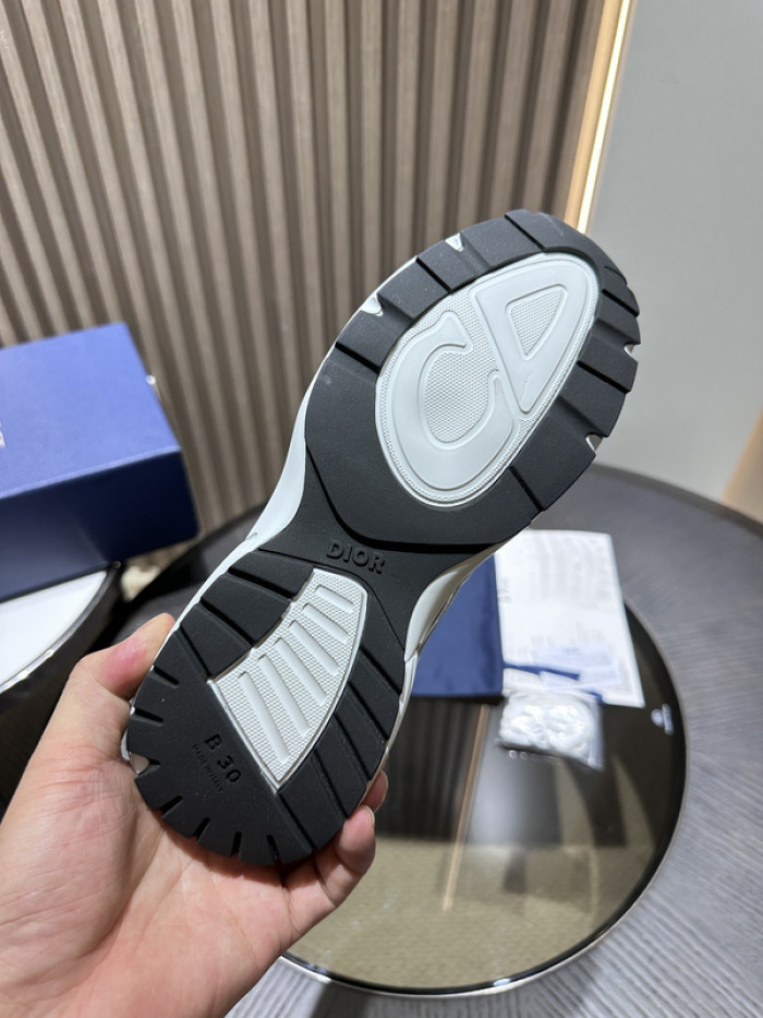 D*or b30 sneaker
