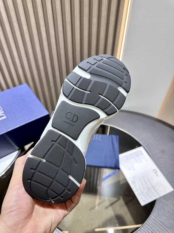 D*or b22 sneaker