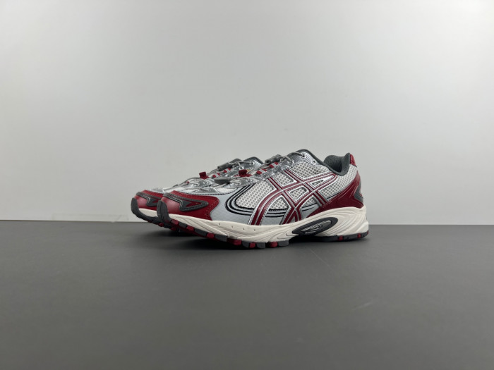 As*ic*s gel-kahana tr v4 "red silver"