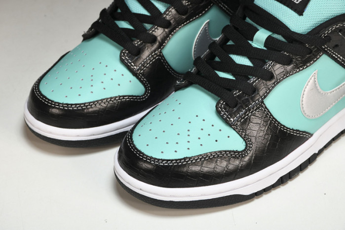 nike sb dunk low diamond S*pply co. aqua blue   304292-402