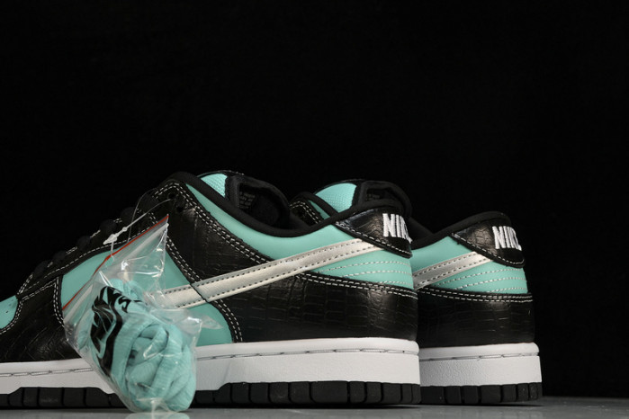 nike sb dunk low diamond S*pply co. aqua blue   304292-402