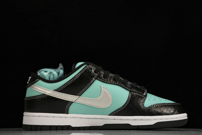 nike sb dunk low diamond S*pply co. aqua blue   304292-402