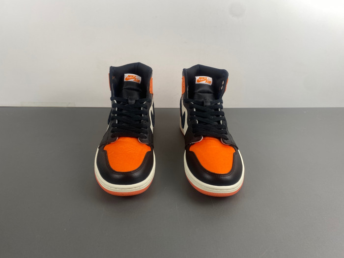 Air Jordan 1 Satin “Shattered Backboard”   AV3725-010