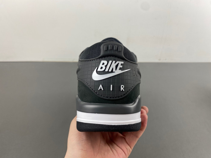 Air Jordan 4 RM Nigel Sylvester  “Driveway Grey”   HF4334-004