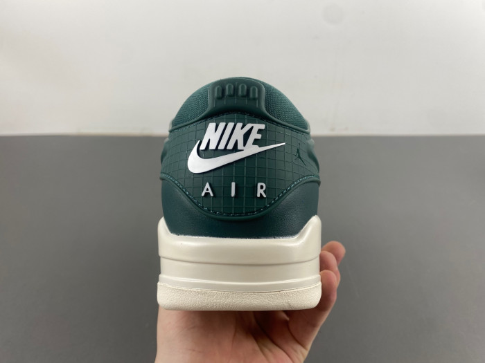 Air Jordan 4 RM Oxidized Green   FQ7940-300